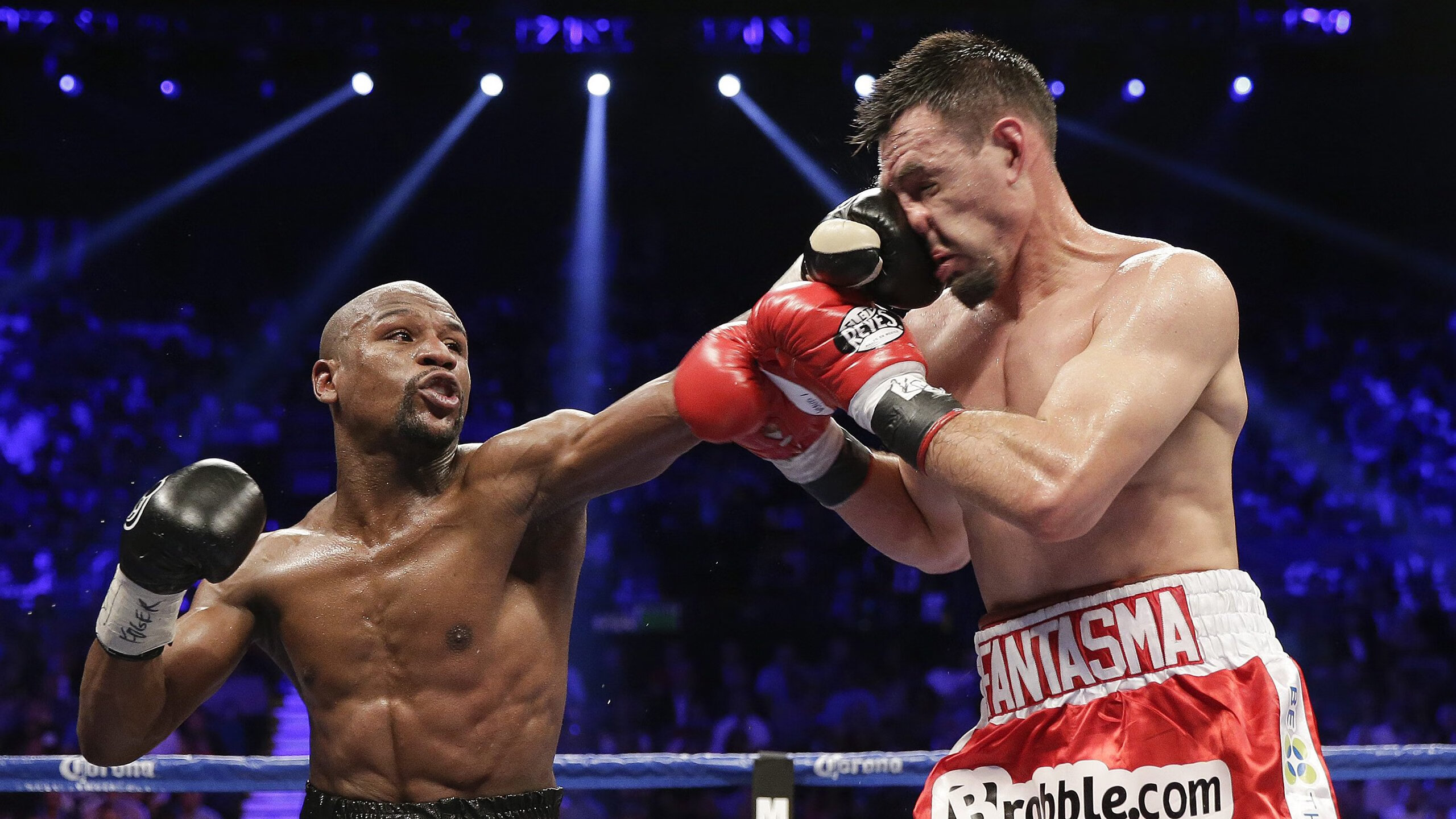 战术的胜利与天才的闪耀，莱比锡红牛的体系压制与梅西的永恒威胁