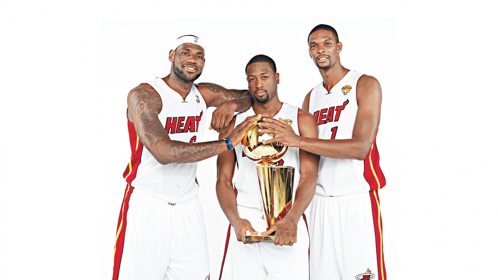 火箭带走骑士，米切尔成为关键先生