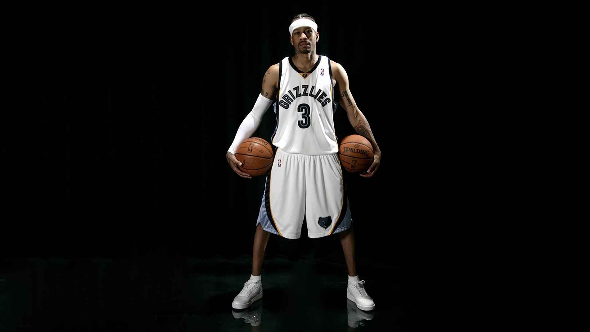 开云体育直播-绝杀时刻，索伯的战术豪赌与拉塞尔的赛场烈焰