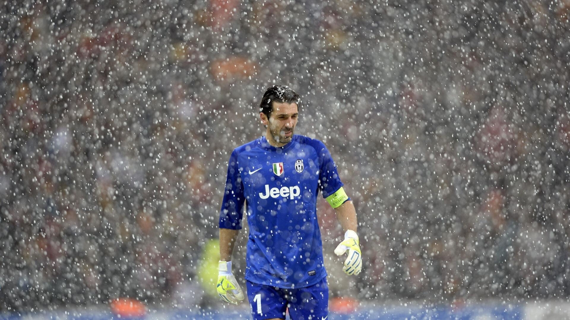 绝杀与点燃，从绿茵场到乒乓台，竞技体育的永恒心跳